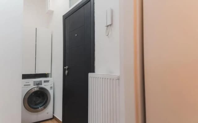 Renovated Apartment close to first district - photo 3