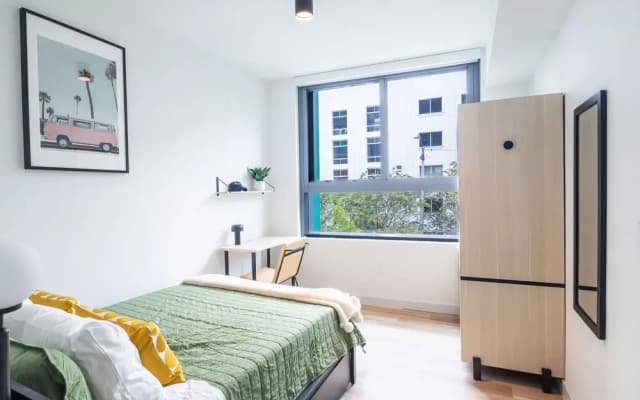 w Spacious Modern 3BR in Wynwood - photo 5
