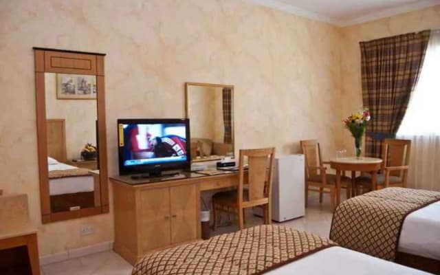 Ramee Hotel Apartments - photo 3