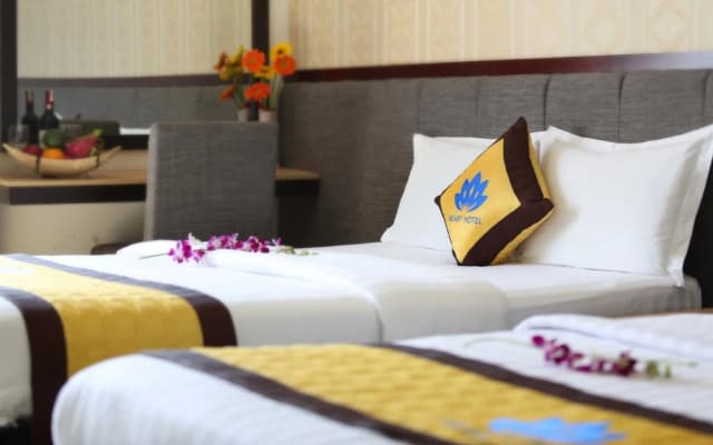 Hilary Hotel - photo 5