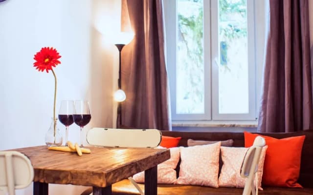 Romantic Flat With Large Terrace Close to S. Peter - photo 4