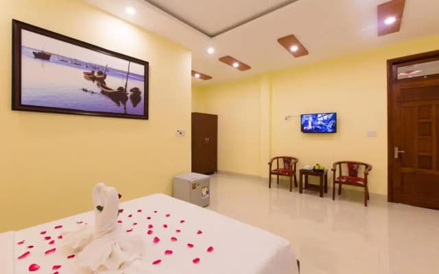 Light Sky Homestay - photo 2