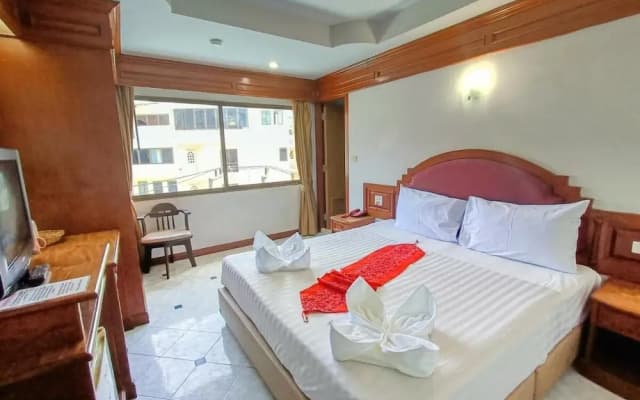 Phuket suite hotel - photo 5