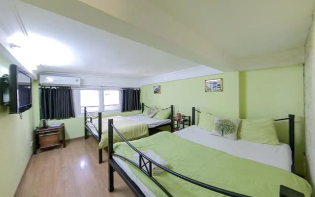 APT Hotel - photo 2