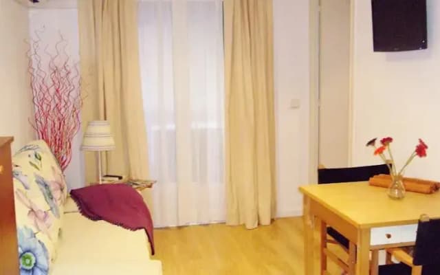Ramblas Suites - photo 2