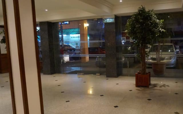 Golden Asean Hotel - photo 2