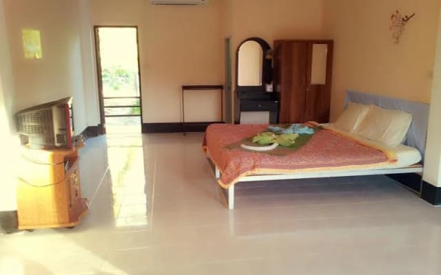PP Room Hotel - photo 3