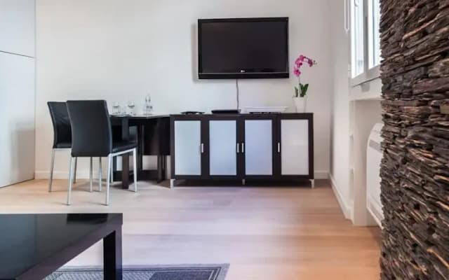 Lumineux Appartement- Carré D or- Proche mer - photo 2