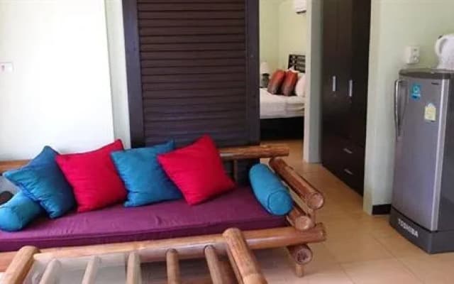 Kluay Mai Bungalow Beach - photo 3