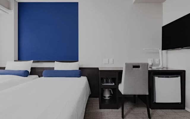 Shinsaibashi Crystal Hotel - photo 5