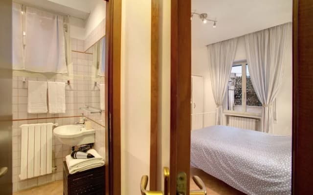 Gallo Vatican Apartments - photo 3