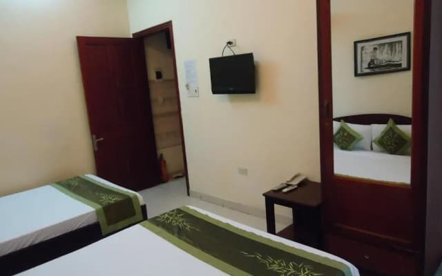 Nam Ngai Hotel - photo 5