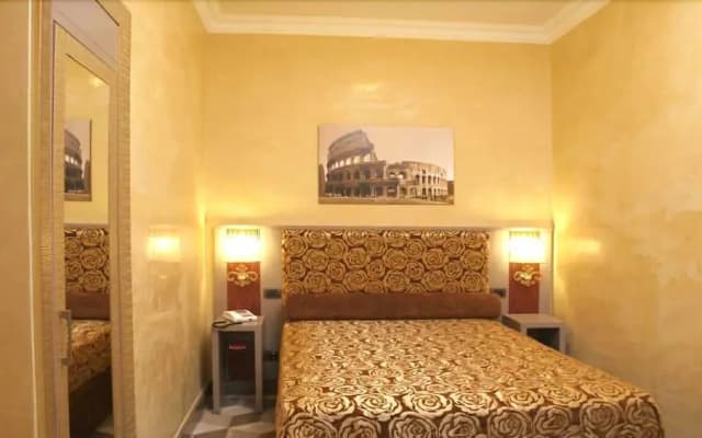 The Five Oscars Inn - photo 4