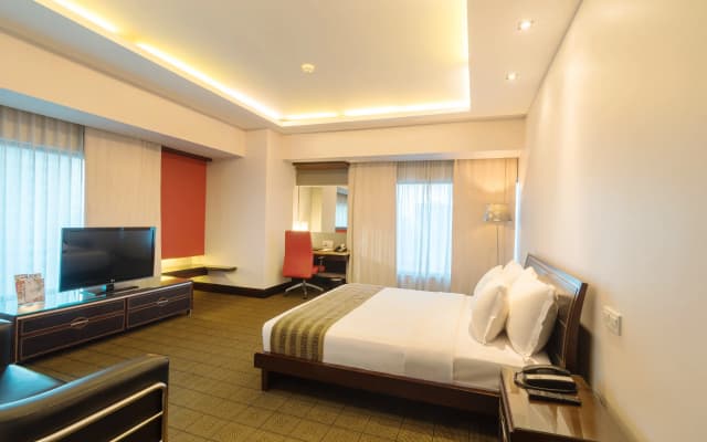 Manhattan Hotel Jakarta - photo 4