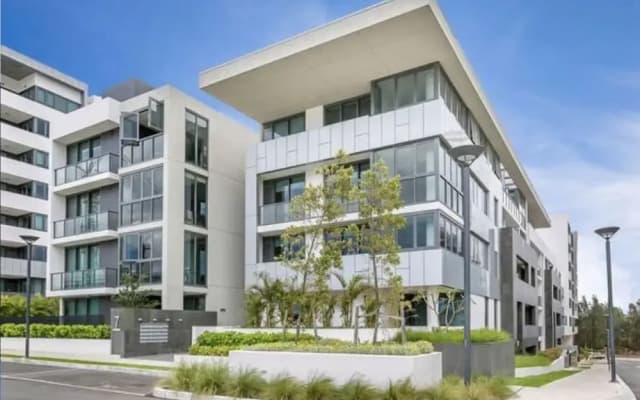 The Elegant Designer Home - photo 4