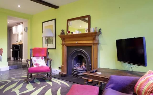 City Centre 2 Bed Flat - photo 5