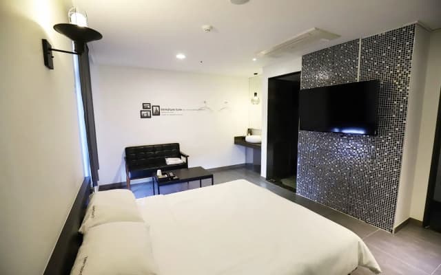 HERTZ Hotel - photo 2