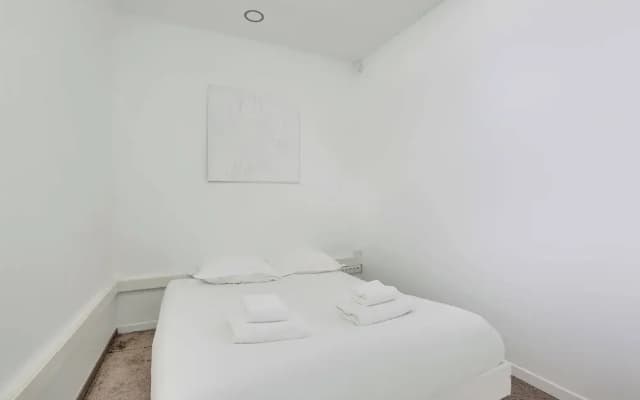 Magnificent Apartment With AC- 3br/6p-bastille - photo 2