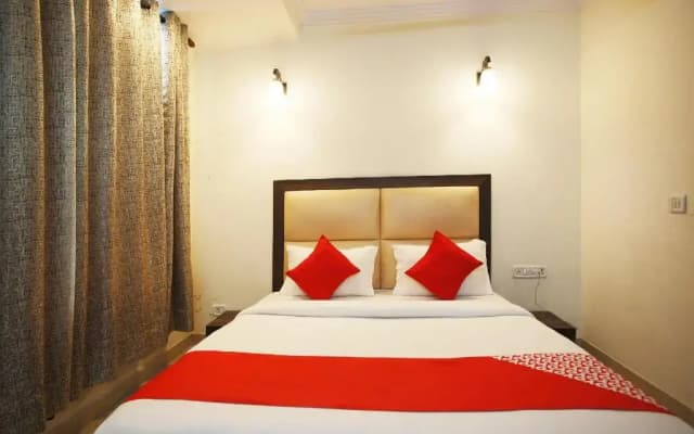 South Continental B&B by OYO Rooms - photo 2