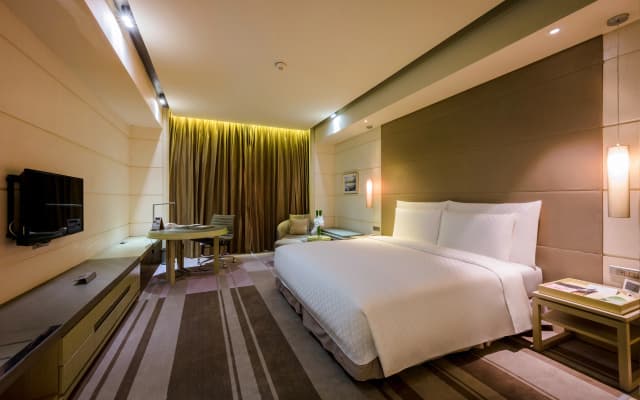 Hotel Nikko Saigon - photo 3