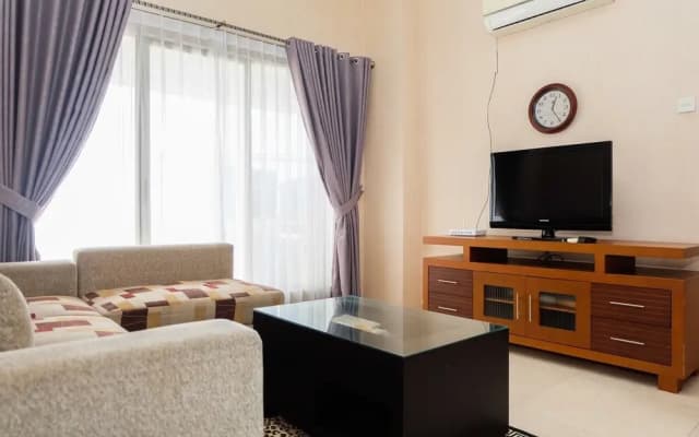 Spacious 3BR Poins Square Apartment - photo 5