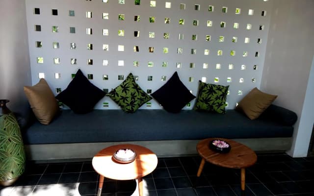 Solitaire Kamreuk Resort - photo 4