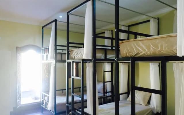 Inn Between Hostel - photo 5