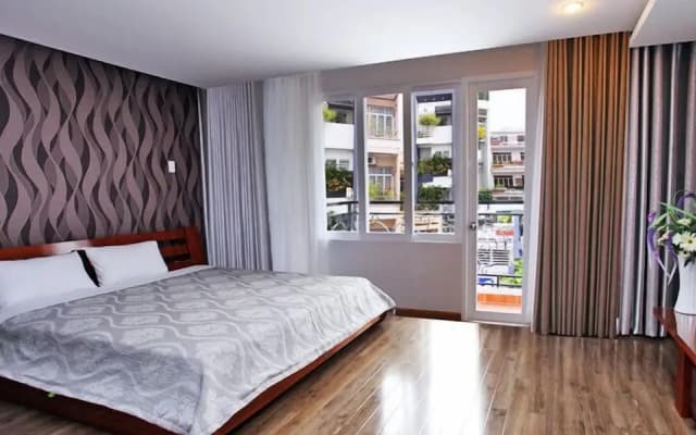 White Swan Apartment - photo 5