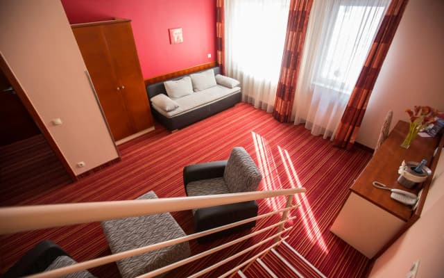 City Home Budapest - photo 2