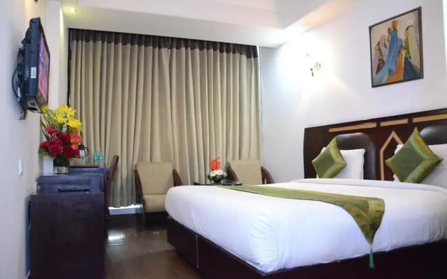 The Grand Mahipalpur - photo 3