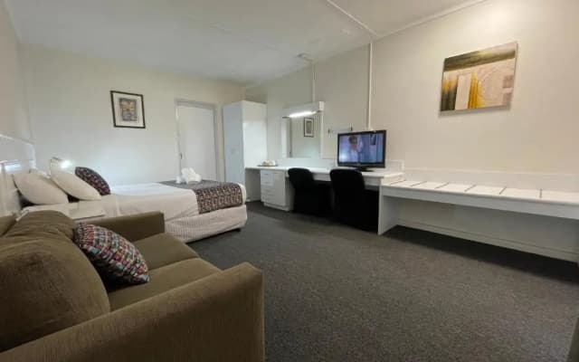 Parkside Inn Motel - photo 5