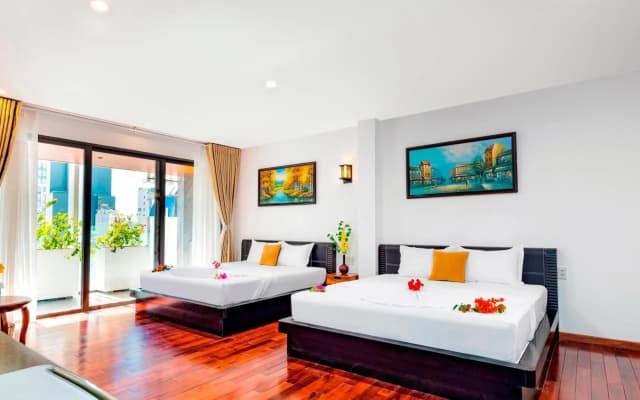The Summer Hotel - photo 5