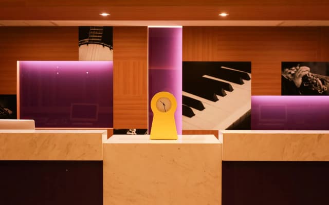 The Whisper Hotel - photo 2