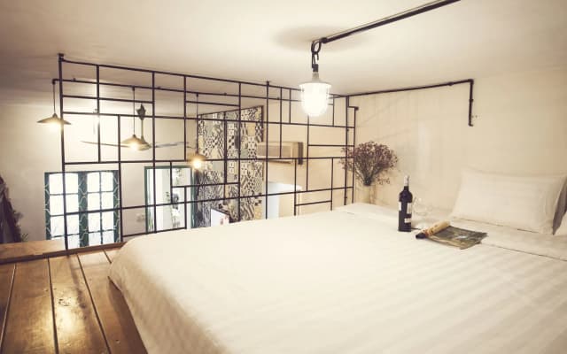 Vintage Decor Apartment Hanoi Old Town - photo 3