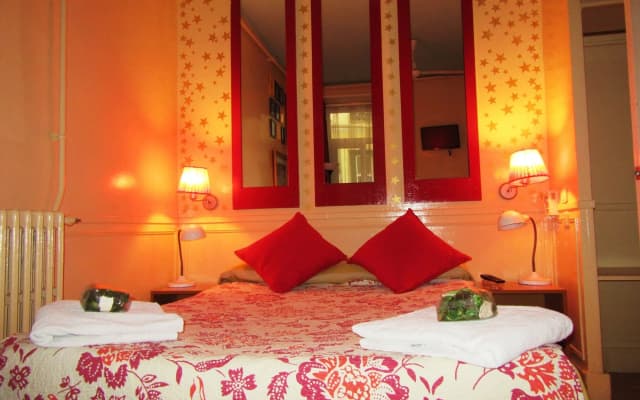 Hostal La Fontana - photo 5