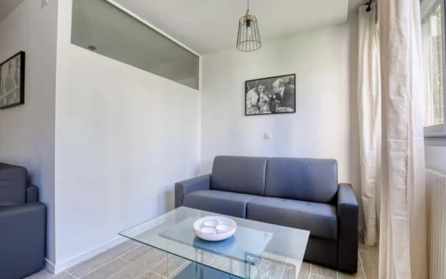 Superb Apartment Near The Bassin De La Villette - photo 4