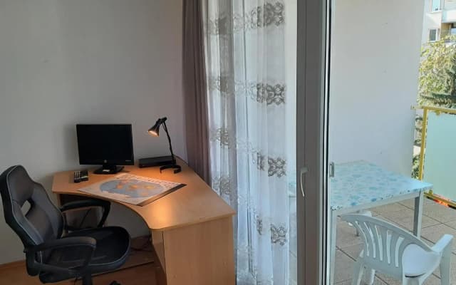 Serviced Apartment with Sunny Balcony - photo 4