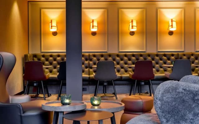 Motel One Edinburgh-Royal - photo 2