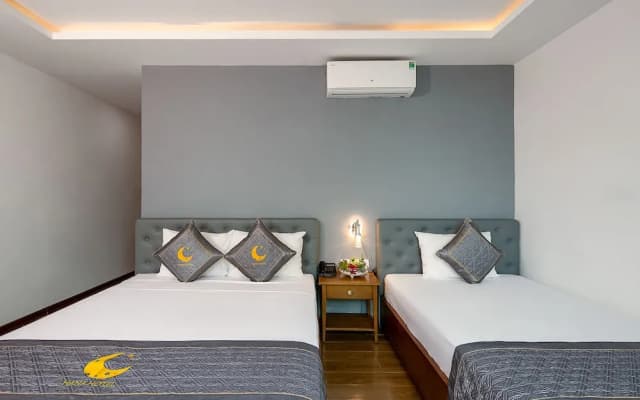 Hana Hotel Da Nang - photo 4