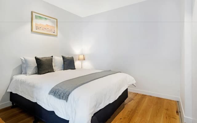 The Fifth Serviced Apartments - photo 2