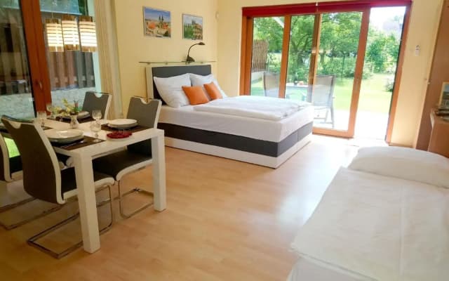 Lovely apartment, Garden, Parking, Wifi, Netflix - photo 5