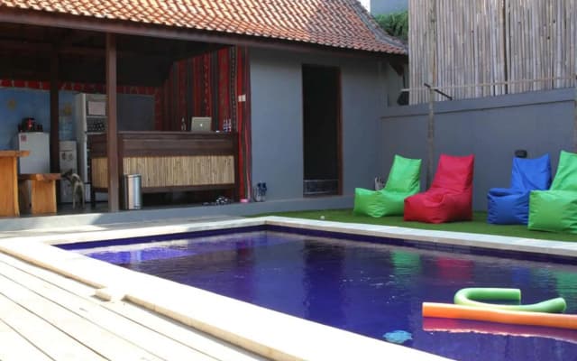 The Tipsy Gypsy Hostel - photo 5