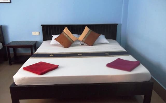 Victory Guesthouse - photo 3
