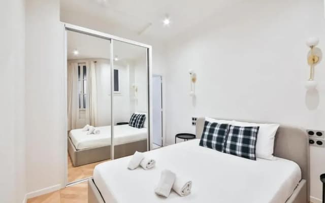 Champs Elysees!Montaigne, New Luxurious 6pers Flat - photo 3