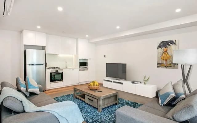 Roden Residences - photo 5