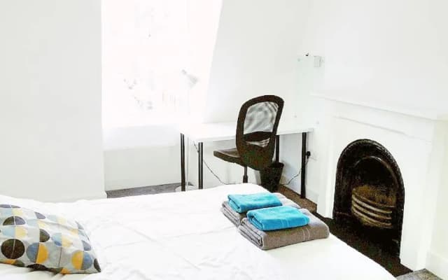 Edinburgh Chic Suite by Castle Terrace - photo 5