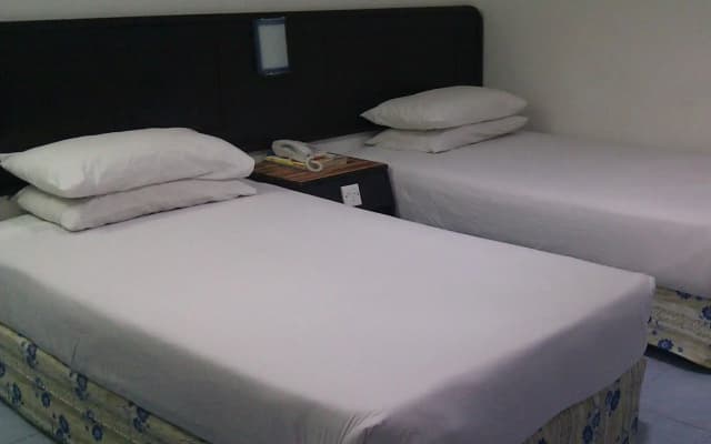 Wah May Hotel - photo 5