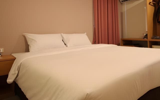 Chiang Mai Hill - photo 3