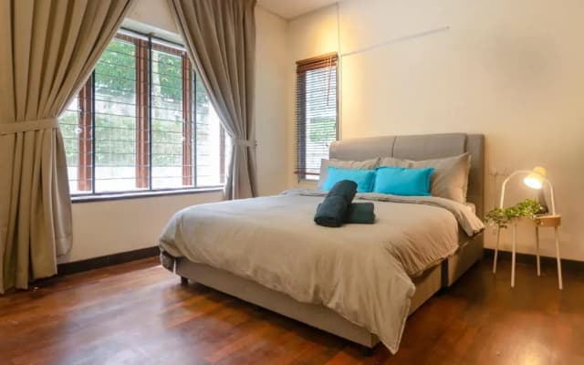 A Comfy & Cozy 2BR Home in Ukay Heights - photo 2