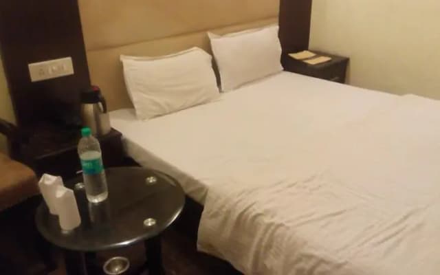 Hotel Surya Palace - photo 5